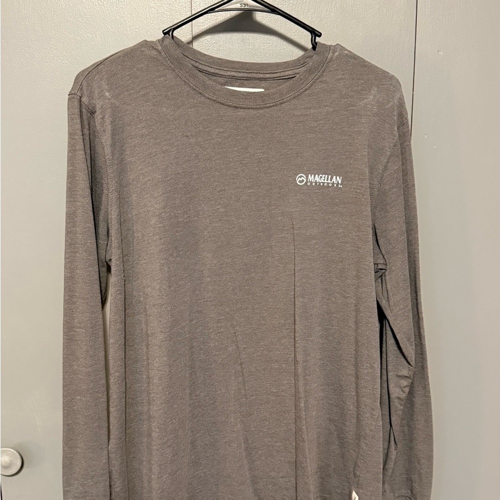 Magellan Outdoors Men's Charcoal Long Sleeve Tee